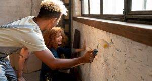 HOW TO REPAIR A WATER DAMAGED WALL